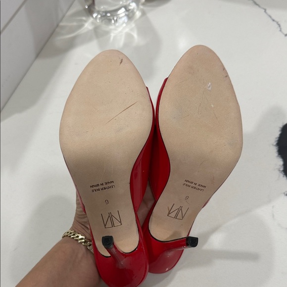 Tamara Mellon Glossy Red Mules - Picture 3 of 4